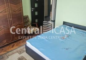 Apartament de închiriat cu 3 camere, Alexandru Cel Bun