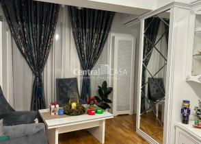 Apartament de vânzare cu 3 camere